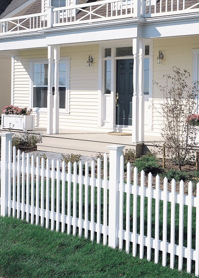 Charleston Concave Bufftech Vinyl Fence